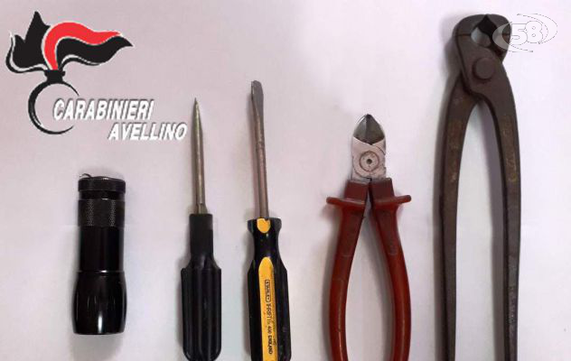  Sorpreso di notte con attrezzi da scasso: denunciato un 45enne