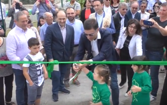 Inaugurato il giardino didattico di Torreamando, bimbi protagonisti/VIDEO