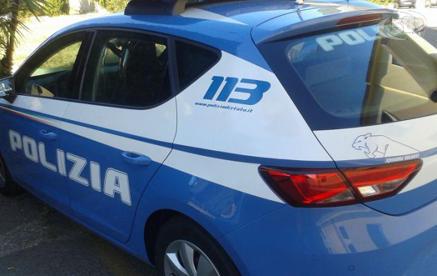 Lauro: ruba denaro in contanti per 3250 euro La Polizia di Stato arresta un pregiudicato napoletano 38enne