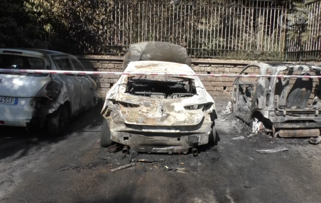 In fiamme l'auto di Morano, la seconda in pochi giorni