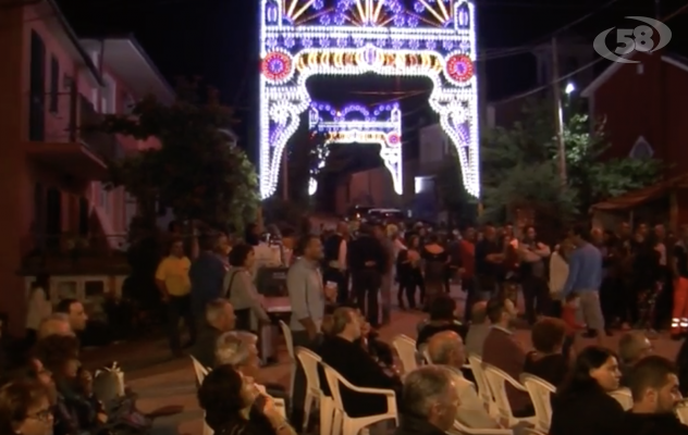 Ariano, processione e festa in contrada Manna /VIDEO