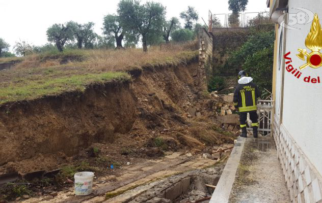 Maltempo, muri crollano a Paternopoli: allagamenti e disagi