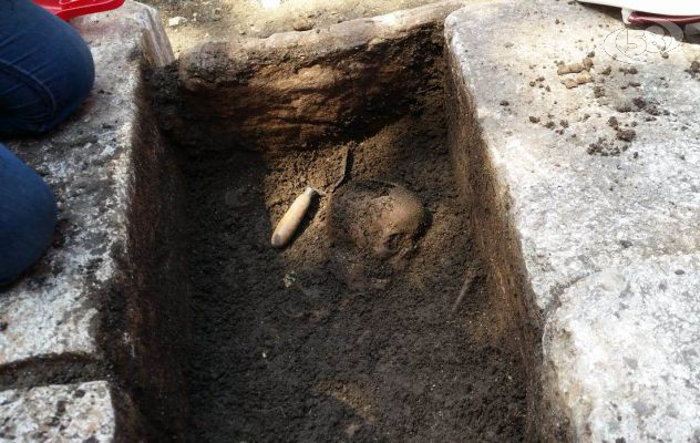 Trovati ossa e teschio, lavori sospesi in un parco eolico