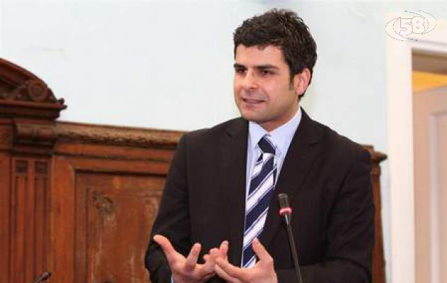 Crisi al Comune, la Lega prende le distanze da Mastella. "Siamo per la discontinuità"