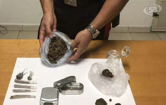 Grotta, al mercato settimanale con hashish e marijuana: beccati