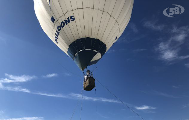 Pizza in volo, a Frigento la prima margherita in mongolfiera