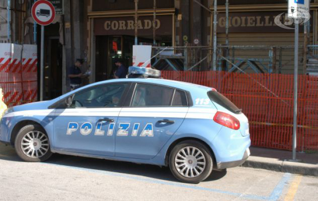 Ariano, guidava con documenti falsi: beccato dalla Polizia