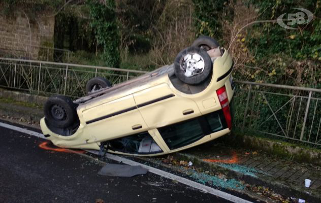 Ariano, brutto incidente: due auto coinvolte