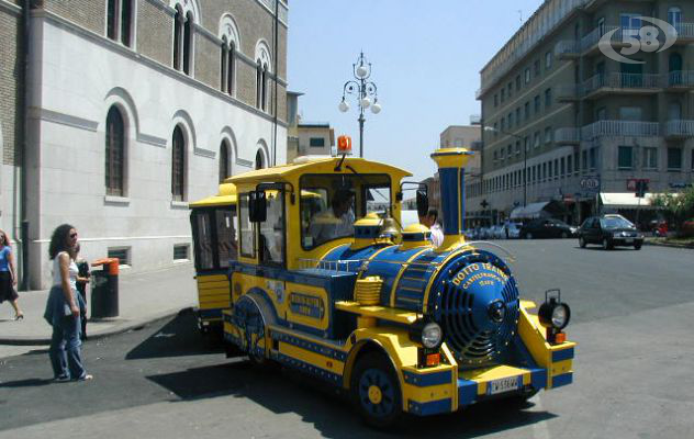 Riparte il trenino dell'arte, accompagnerà i bambini in giro per la città