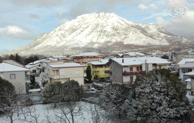 Neve e gelo nel Sannio, incidente in città