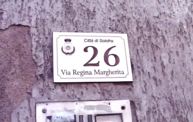 Strage di Solofra, si segue la pista passionale: i servizi sociali si occuperanno della piccola sopravvissuta