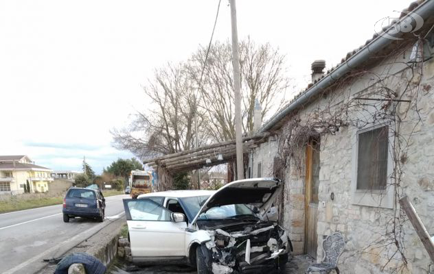 Ariano, incidente nella zona PIP: tre feriti in codice rosso