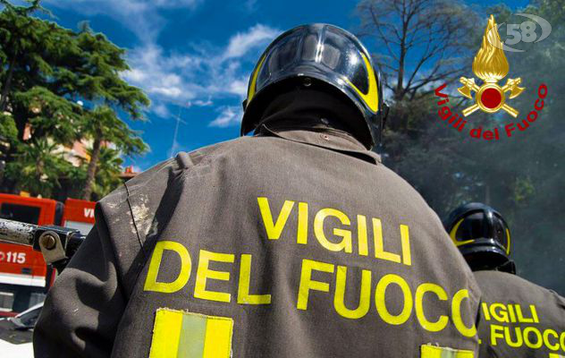 Vento forte sull'Irpinia: 40 interventi per i Vigili del Fuoco