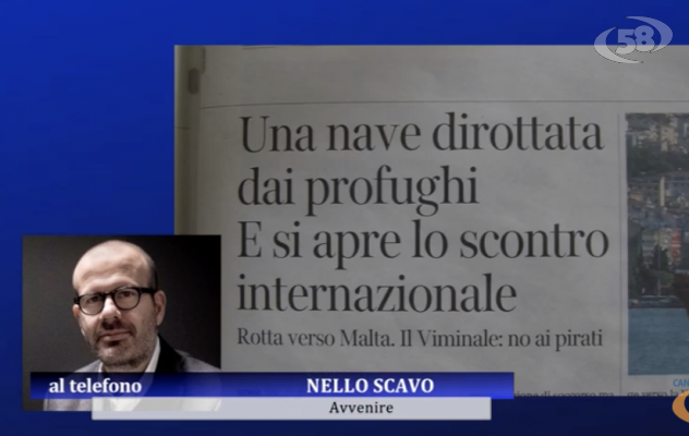 Migranti, ora è scontro sul mercantile: nave dirottata