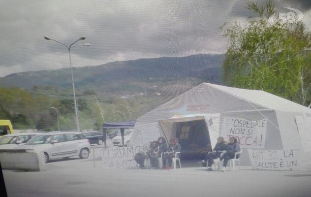  Ospedale, spiragli positivi per il nosocomio. Ora si attende De Luca