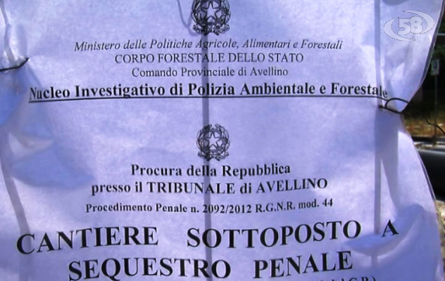 Stop al cantiere di Piazza Castello: c'è il sequestro preventivo