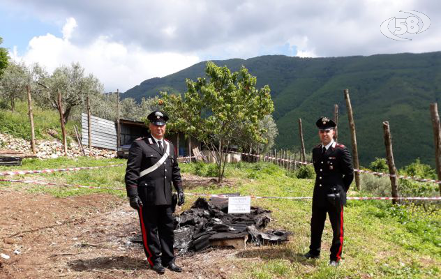 Brucia materiale in eternit, commerciante nei guai