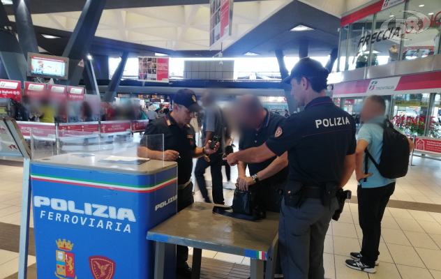 Operazione “Active Shield”, sequestrati oltre mille occhiali