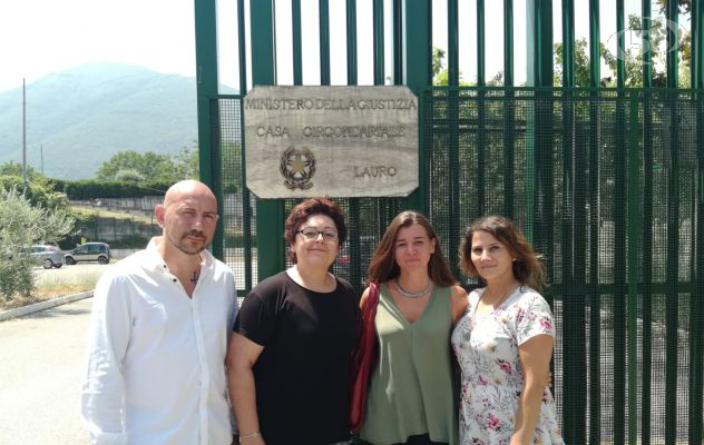 Istituto per detenute madri di Lauro: 15 donne con 17 bambini. Visita delle deputate Sportiello e Pallini (M5S)