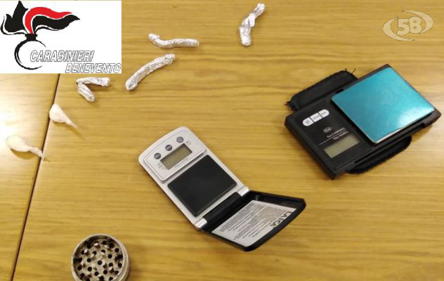 Operai di giorno e spacciatori di sera: scovati e denunciati