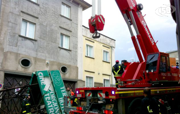 Ariano, il Giorgione cade a pezzi: il caso in Consiglio Comunale/Parla Santoro