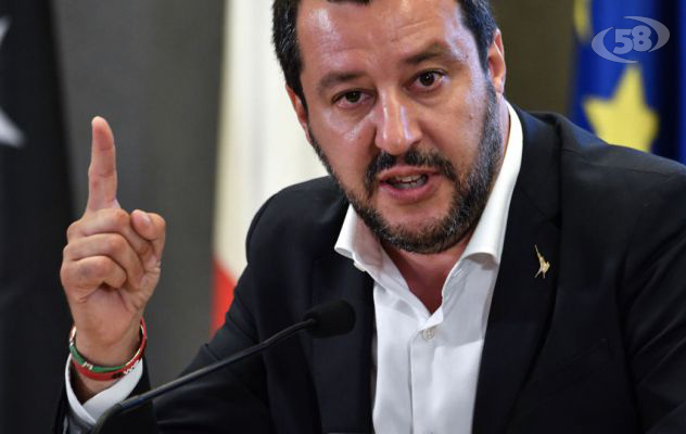 Salvini: ''Di nuovo porti aperti. Migranti anche in Irpinia''