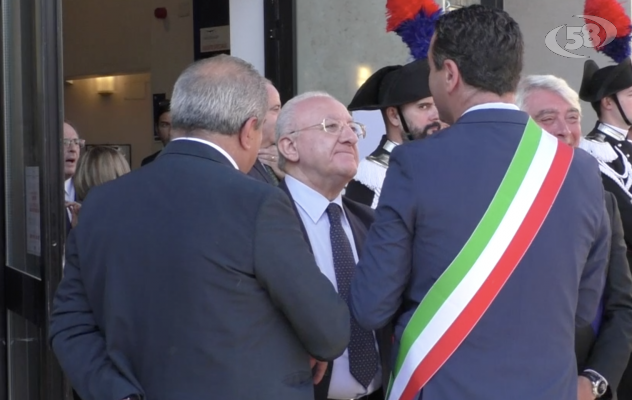 De Luca bacchetta Festa: ''Stai coi piedi per terra o mi incazzo'' /VIDEO