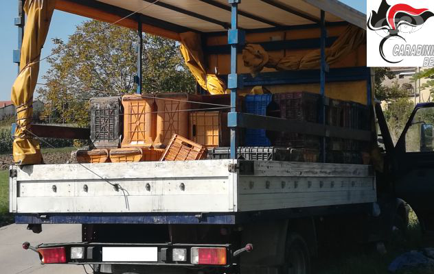 Simula una rapina ma perde 4mila euro alle slot machine: denunciato