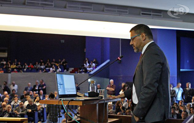 Il Rettore Tommasetti saluta l'Università di Salerno