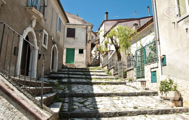 Montemarano è un popolo: storia, carnevale e tarantella