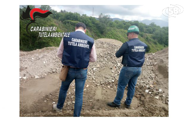 Rifiuti speciali, maxi sequestro di un'area industriale. Titolare nei guai