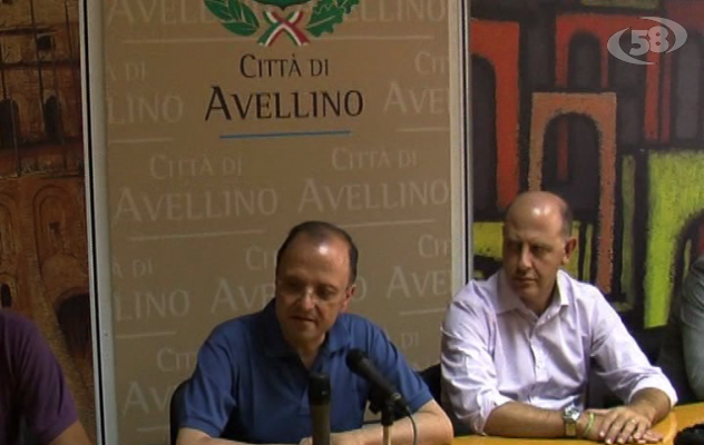 Petardo contro Galasso: s'indaga a tutto campo