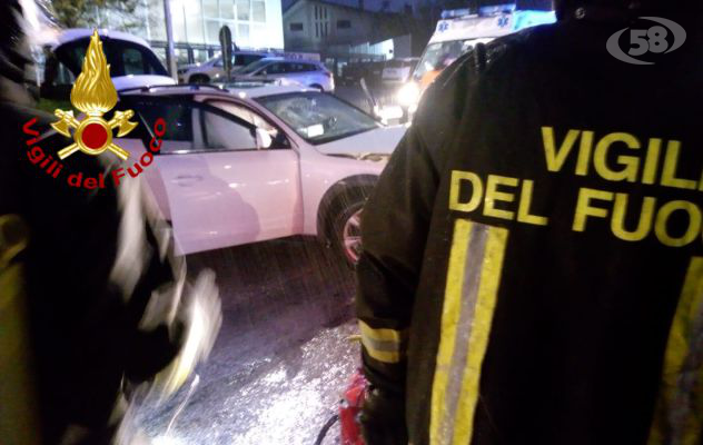 Nubifragio su Avellino, scontro tra auto a Pianodardine