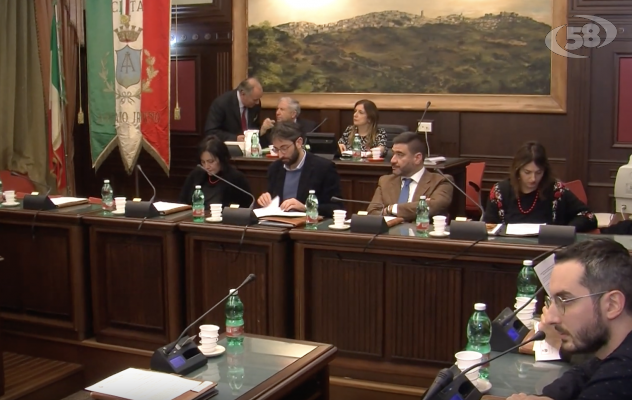 Franza ultimo atto, lunedì si torna in aula: ipotesi dimissioni