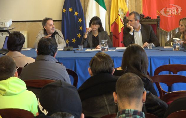 Napoli pronta per il Capodanno: in Piazza Silvestri e Bollani