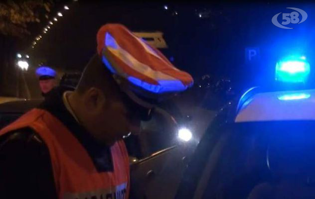 Movida in città, controlli serrati dei Carabinieri: scovata droga. Elevate anche sanzioni