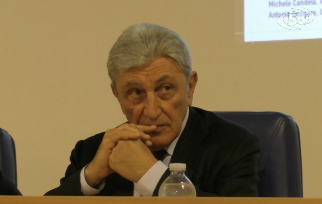 Bassolino: ''Campania terra di emigranti. Bisogna tornale alla vera politica''