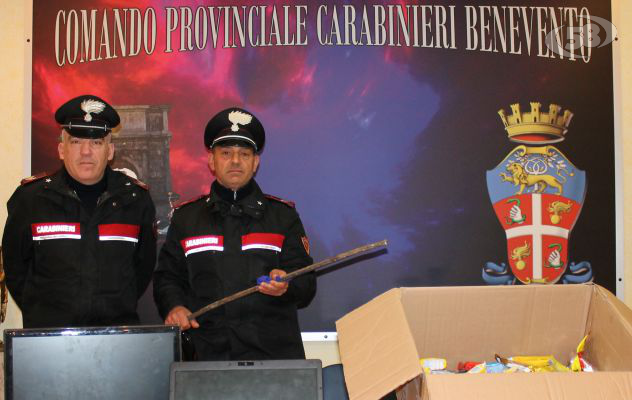 Ruba alla piscina comunale, 69enne arrestato in flagranza di reato