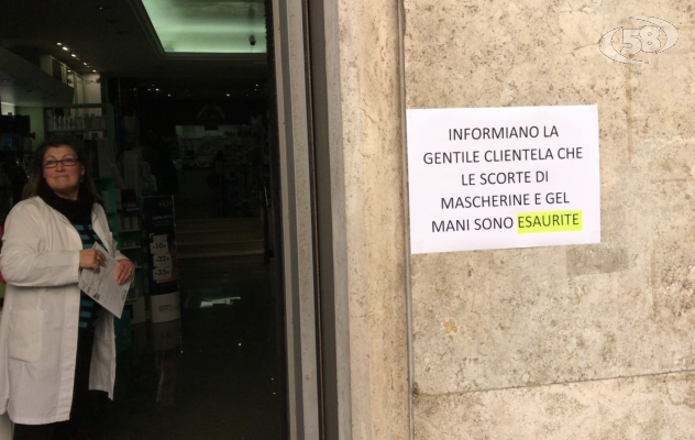 Il virus non c'è, la psicosi sì: mascherine finite ad Avellino