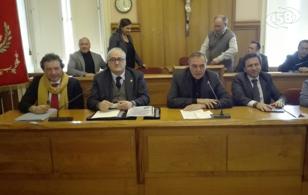 Coronavirus, sanificatore all'avanguardia, tendostruttura e posti isolati di rianimazione. Ferrante: "Pronti a fronteggiare qualsiasi emergenza"