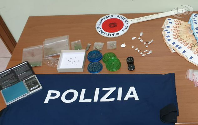 Crack, hashish e cocaina, arrestati due giovani: un 25enne e un 27enne