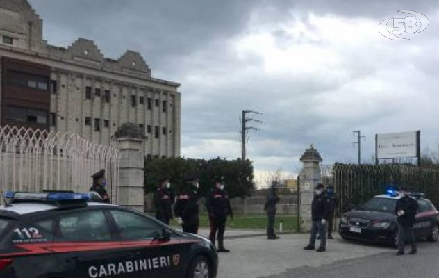 Sospetto Covid 19: Carabinieri, Polizia, Finanza presidiano la struttura: vietato entrare