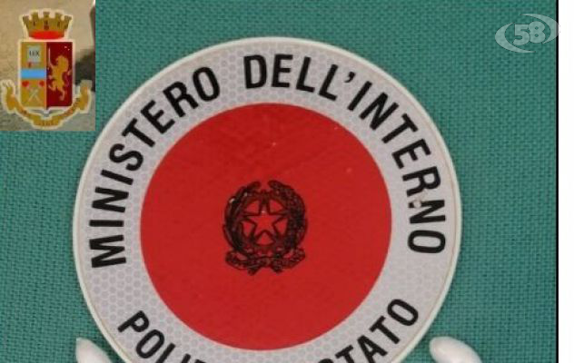 Trasportavano eroina suddivisa in ovuli, arrestati dalla Mobile