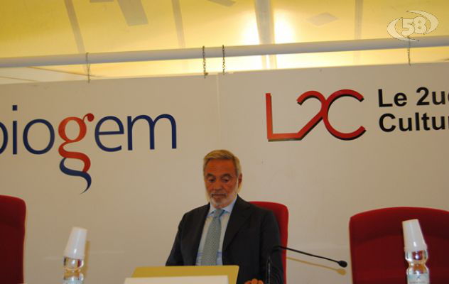 Meeting "Le 2ue culture", Nicolais scuote il governo sulla ricerca: "Assente nel decreto sviluppo"