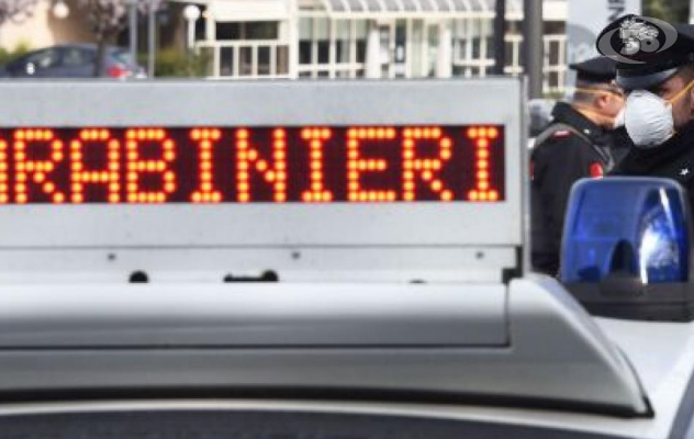 Spari contro un 26enne, indagini a tappeto dei carabinieri