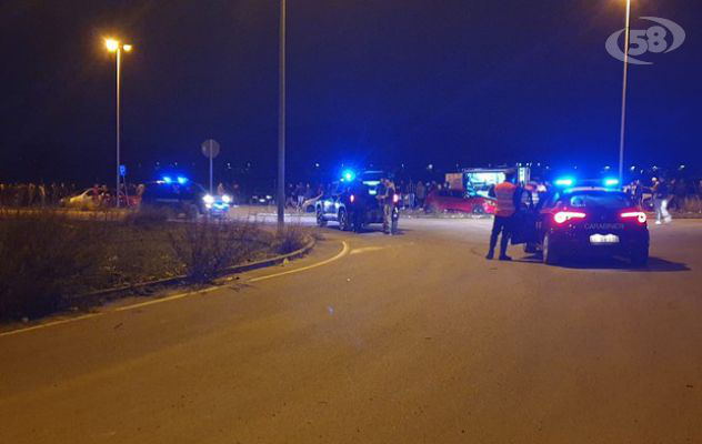 Corse clandestine nel centro del paese, nei guai 4 ragazzi