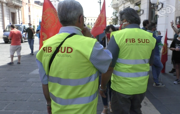 Metalmeccanici in piazza: ''Comparto a rischio, subito un tavolo provinciale''