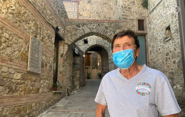 Sorpresa a Quaglietta: tra i turisti Morandi e la moglie