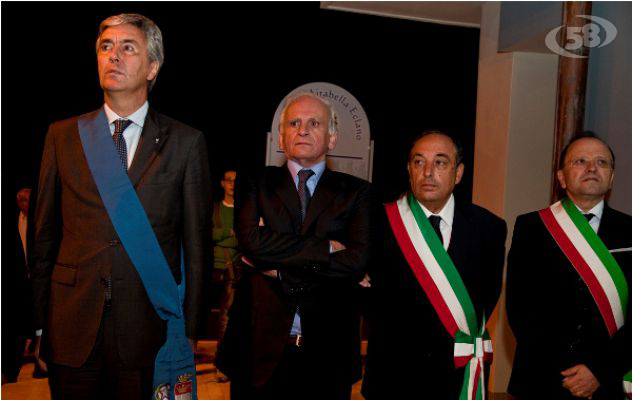 Mirabella, partita la sfida energetica: bollette dimezzate al rione Sant'Angelo