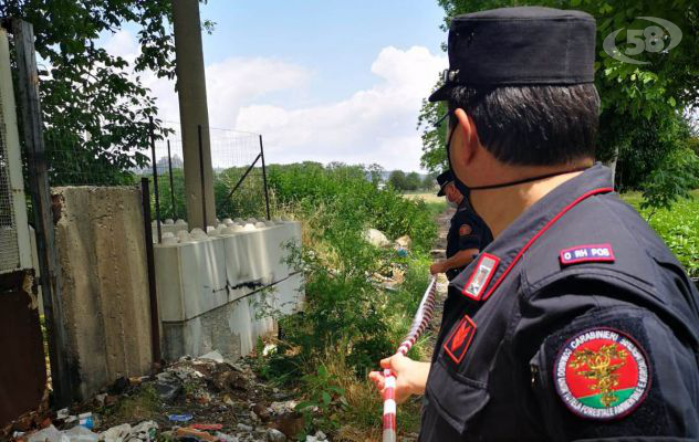 Discarica a cielo aperto, scattano due denunce. Nei guai anche un imprenditore edile